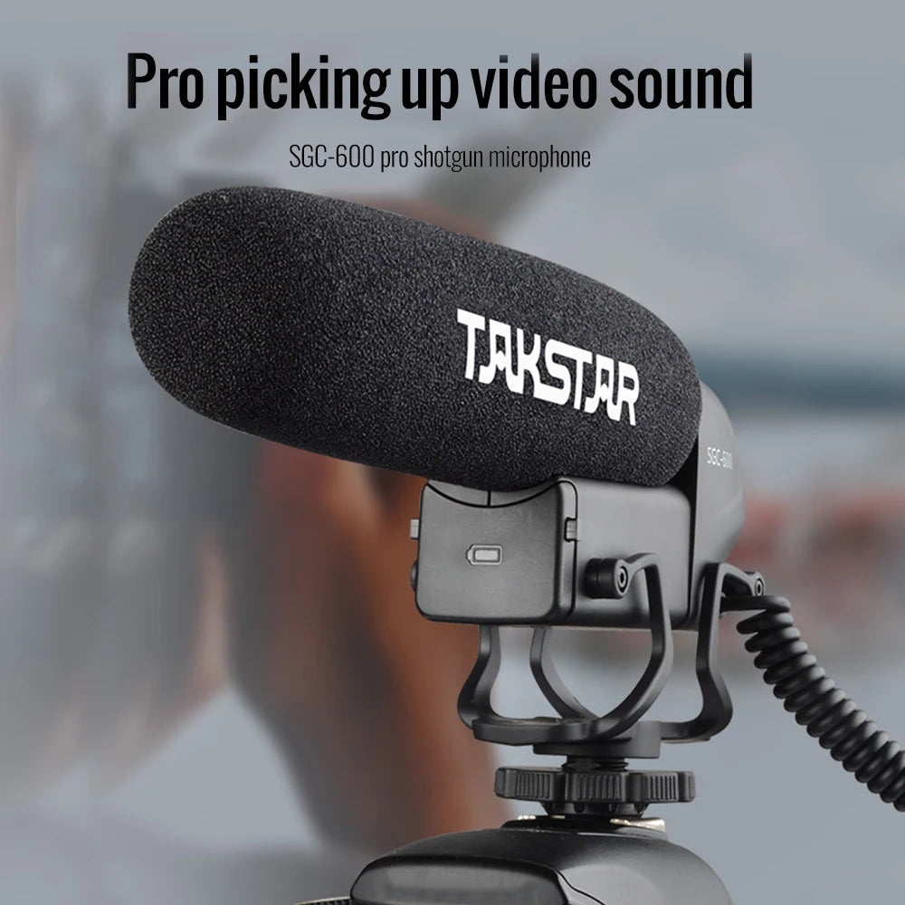 "Pro-Level On-Camera Super-Cardioid Interview Microphone with 3-Level Gain Control and Windscreen - Perfect for DSLR Cameras!"