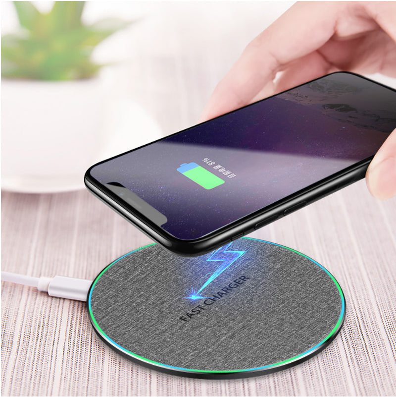 Qi Standard Ultra-Thin Fabric Aluminum Alloy Fast Charge Wireless Charger 15W Fast Charge Fast Charger Disc Wireless Charger